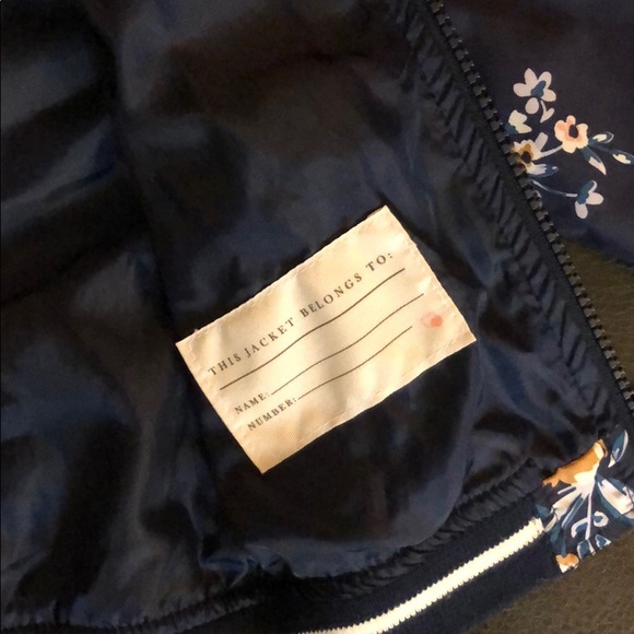 Adorable floral bomber jacket for baby! - Picture 4 of 6